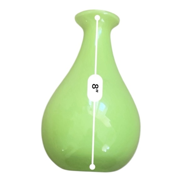 Vintage Elegant Green Vase 8x5 - Picture 6 of 7